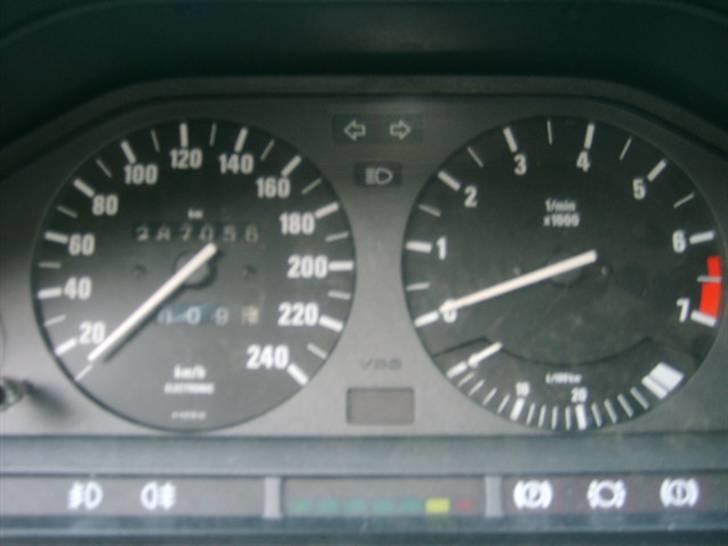 BMW 320i SOLGT billede 3