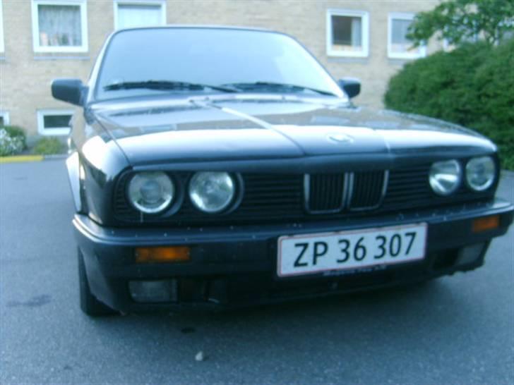 BMW 320i SOLGT billede 4