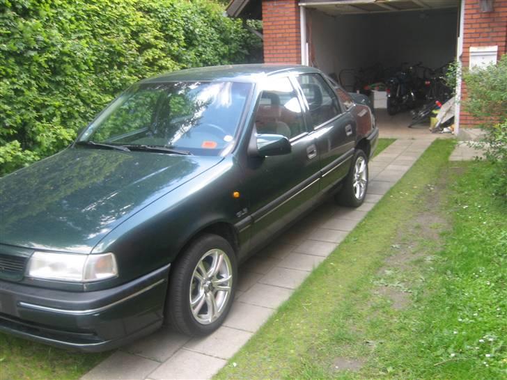 Opel Vectra 2.0 16V GLS [SOLGT] billede 8