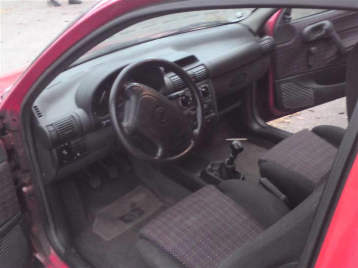 Opel Corsa B 1,4i Sport*SOLGT* billede 7