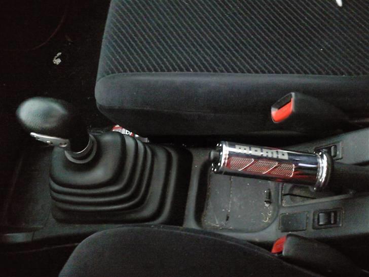 Nissan 100 NX - Undskyld Rodet :P billede 10