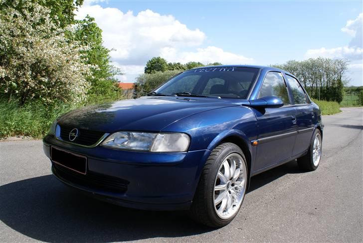 Opel vectra b 2,0 16v billede 1
