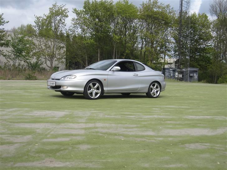 Hyundai coupë SOLGT billede 2