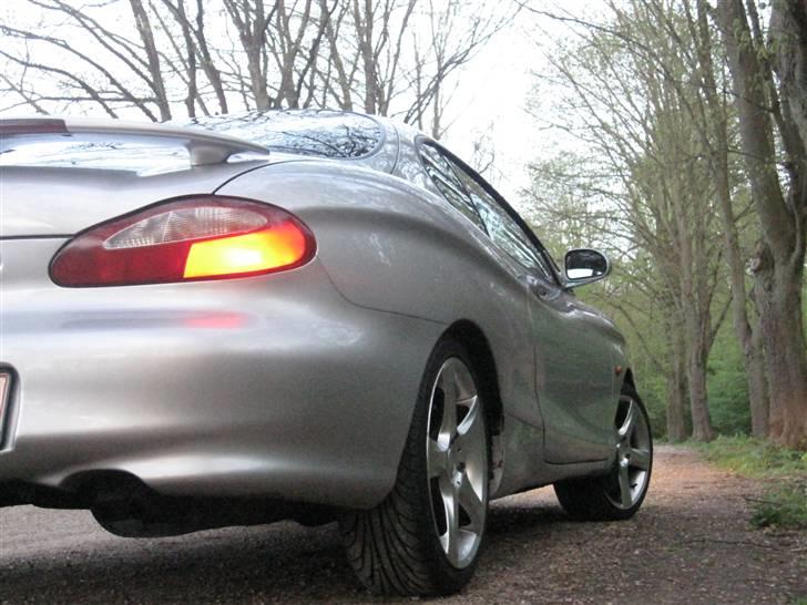 Hyundai coupë SOLGT billede 16