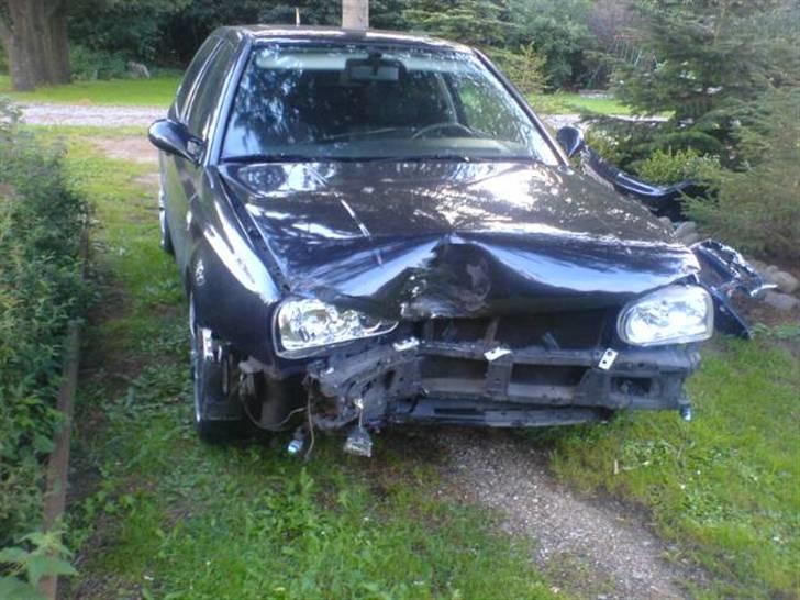 VW Golf 3, Dead and gone.  - Dead and gone.. skide rådyr af vejen! Døede i et træ.. :O( billede 16