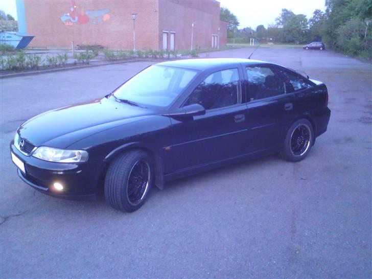 Opel Vectra B - Total skadet billede 11