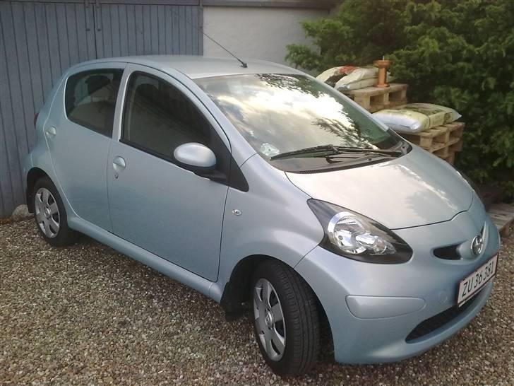 Toyota Aygo MM/T SOLGT - da jeg lige havde fået den!! billede 2