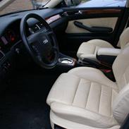 Audi 4,2 Avant Quattro