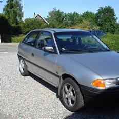 Opel Astra 1,6i 