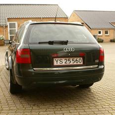 Audi 4,2 Avant Quattro