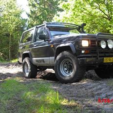 Nissan patrol 3,3 td solgt