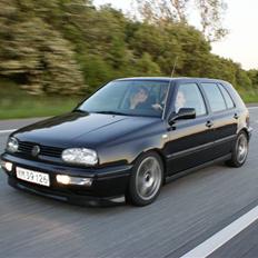 VW Golf 1.8 GT Solgt