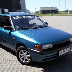Mazda 323 BG