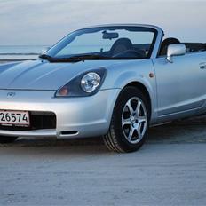 Toyota MR2 Spyder