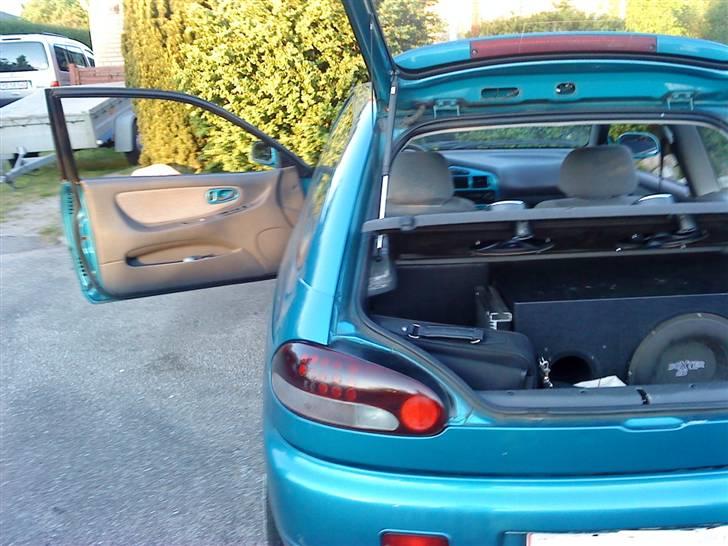 Mitsubishi Colt GLXI  (Byttet) - tonet baglygter , har skygget tonet dem en lille smugle så de ikke blev tonet for meget.. billede 14