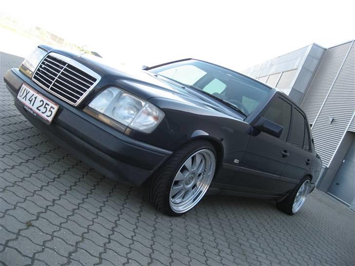 Mercedes Benz W124 260E billede 11