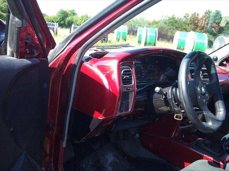 Nissan primera sri.-død-. billede 3