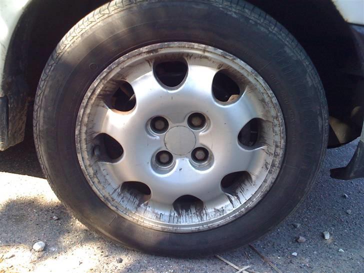 Peugeot 405 1,9 GLX (DØD MOTOR) - de ultra grimme 15 Alufælge billede 5