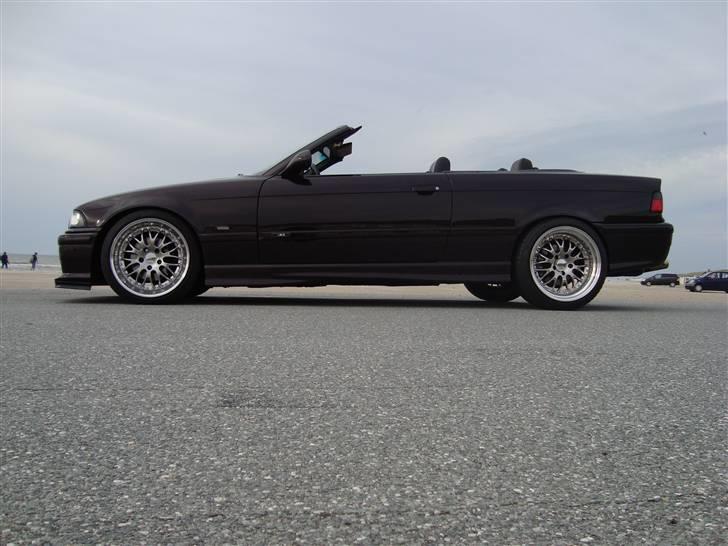 BMW 325i Cabriolet M-Technic billede 3