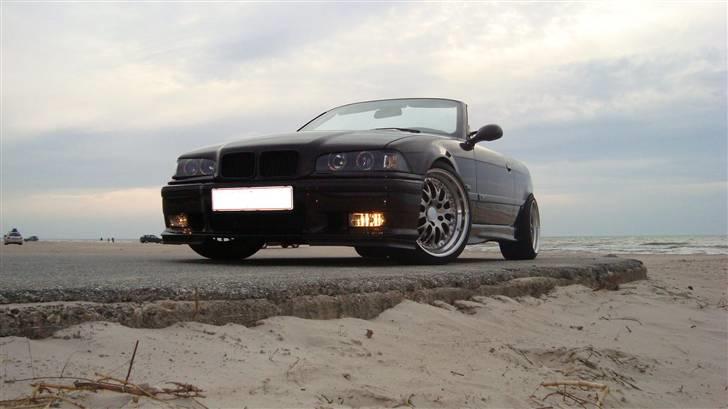 BMW 325i Cabriolet M-Technic billede 10