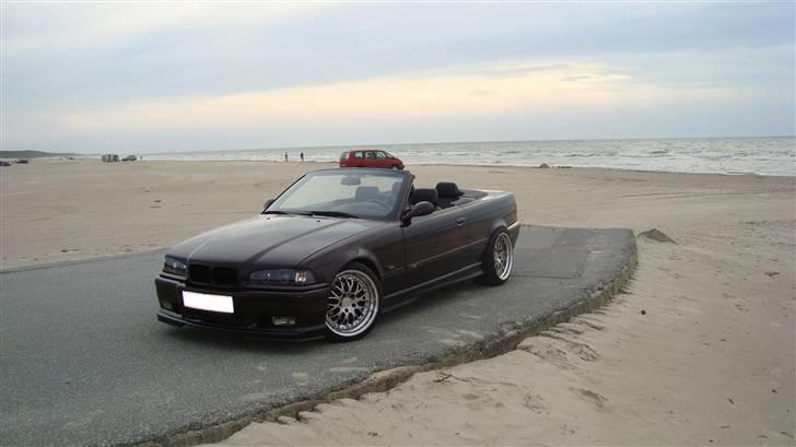 BMW 325i Cabriolet M-Technic billede 11