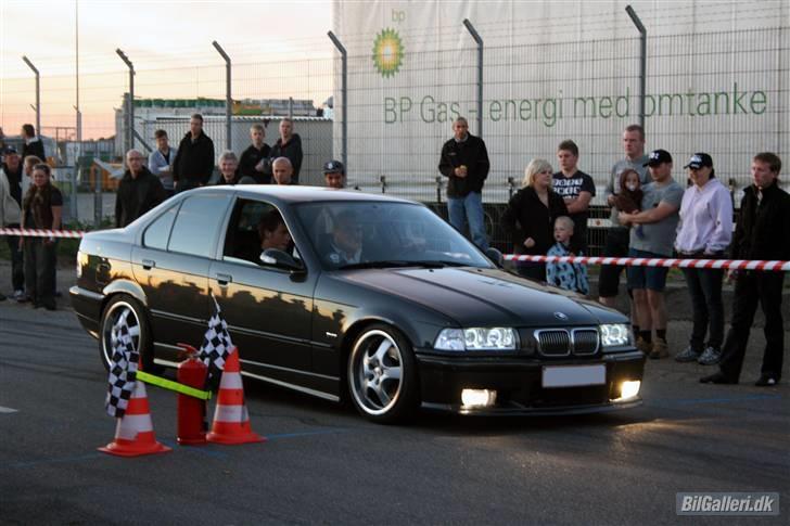 BMW 325i E36 Facelift SOLGT! billede 19