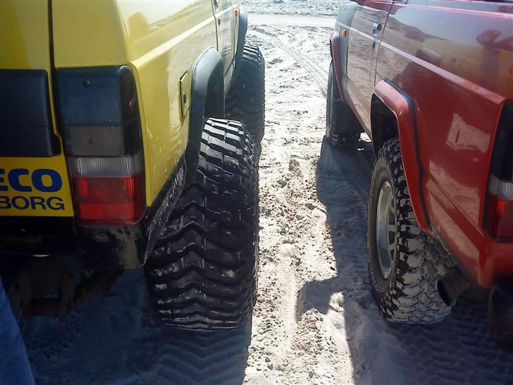 Nissan Patrol 2.8 260 solgt - dæk og skæreskiver billede 7