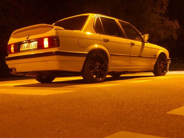 BMW E30 billede 10