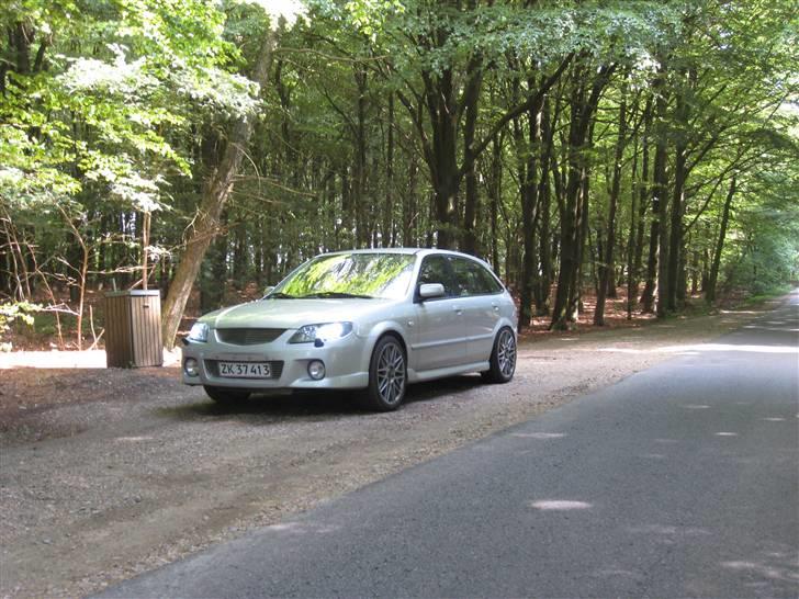 Mazda 323F sportive billede 18
