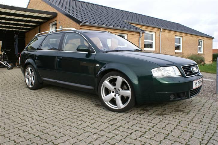 Audi 4,2 Avant Quattro billede 1