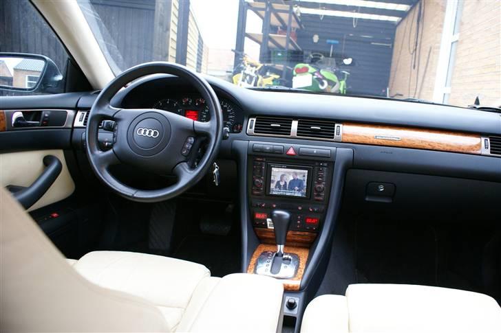 Audi 4,2 Avant Quattro billede 2