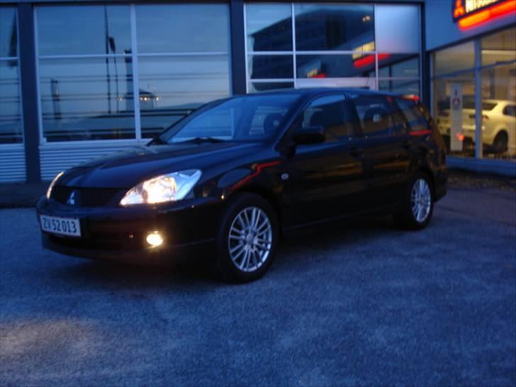 Mitsubishi Lancer ** SOLGT ** billede 2