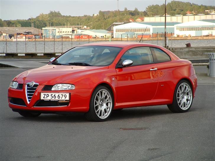 Alfa Romeo GT billede 1