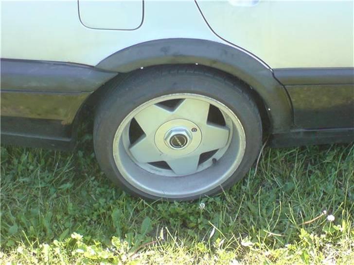 VW vento 1,8 solgt billede 4