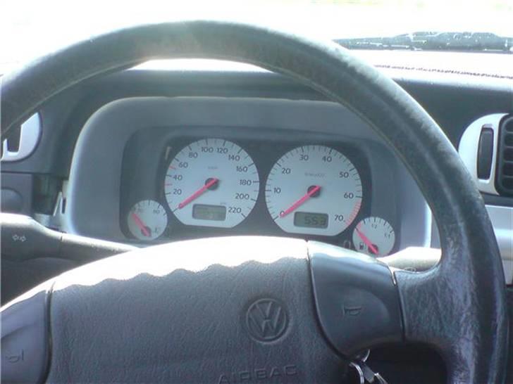 VW vento 1,8 solgt billede 6