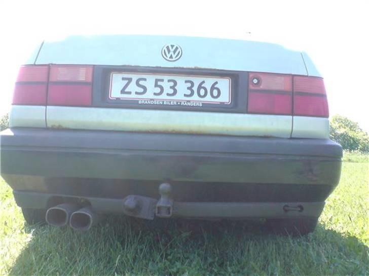 VW vento 1,8 solgt billede 11