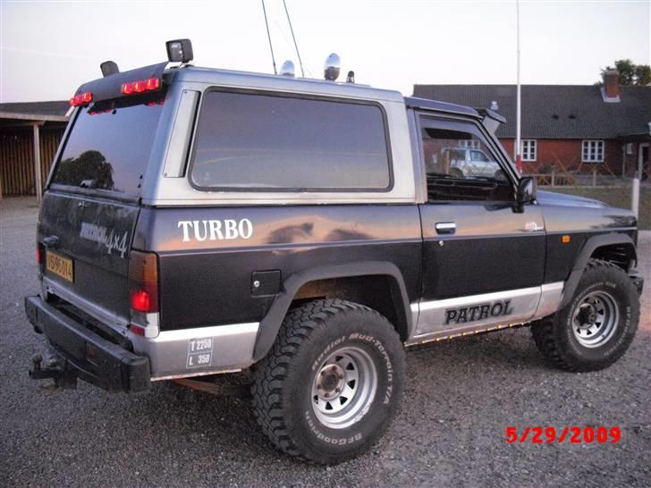 Nissan patrol 3,3 td solgt billede 10