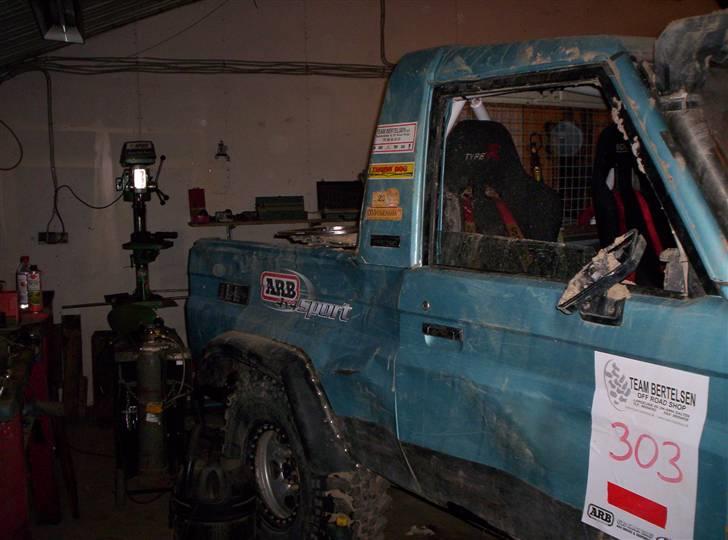 Toyota Landcruiser LJ73 - efter tur på siden billede 10