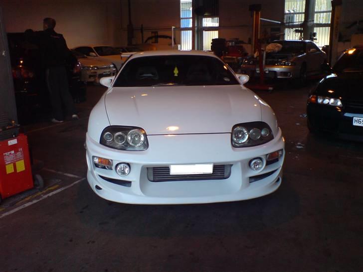 Toyota Supra Singel Turbo -SOLGT billede 2