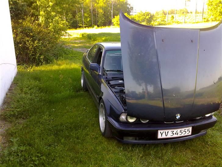 BMW E34 524TD SOLGT billede 4