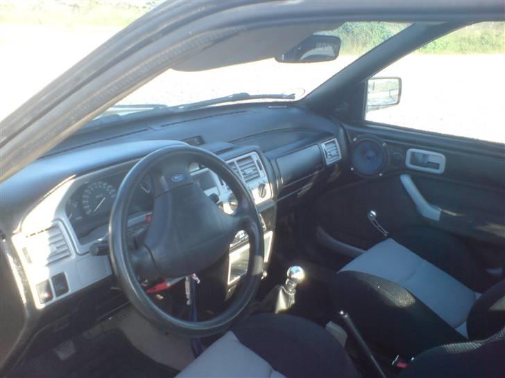 Ford Escort 1,8i sport (solgt) billede 6