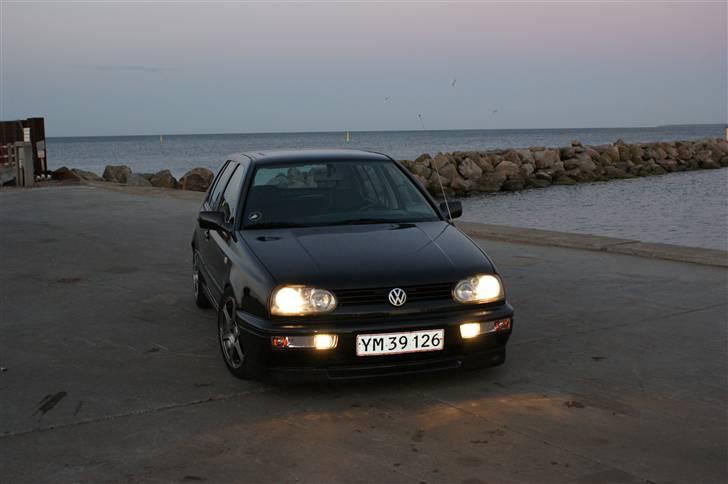 VW Golf 1.8 GT Solgt billede 5