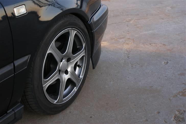 VW Golf 1.8 GT Solgt billede 8