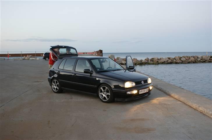 VW Golf 1.8 GT Solgt billede 9