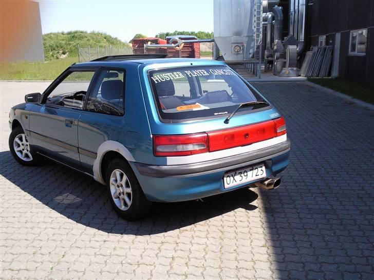 Mazda 323 BG billede 3