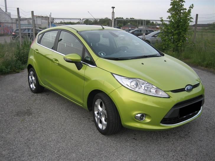 Ford Fiesta 1,6 TDCi Titanium  billede 2
