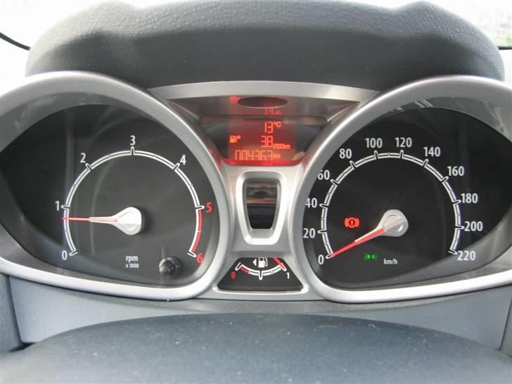 Ford Fiesta 1,6 TDCi Titanium  billede 9