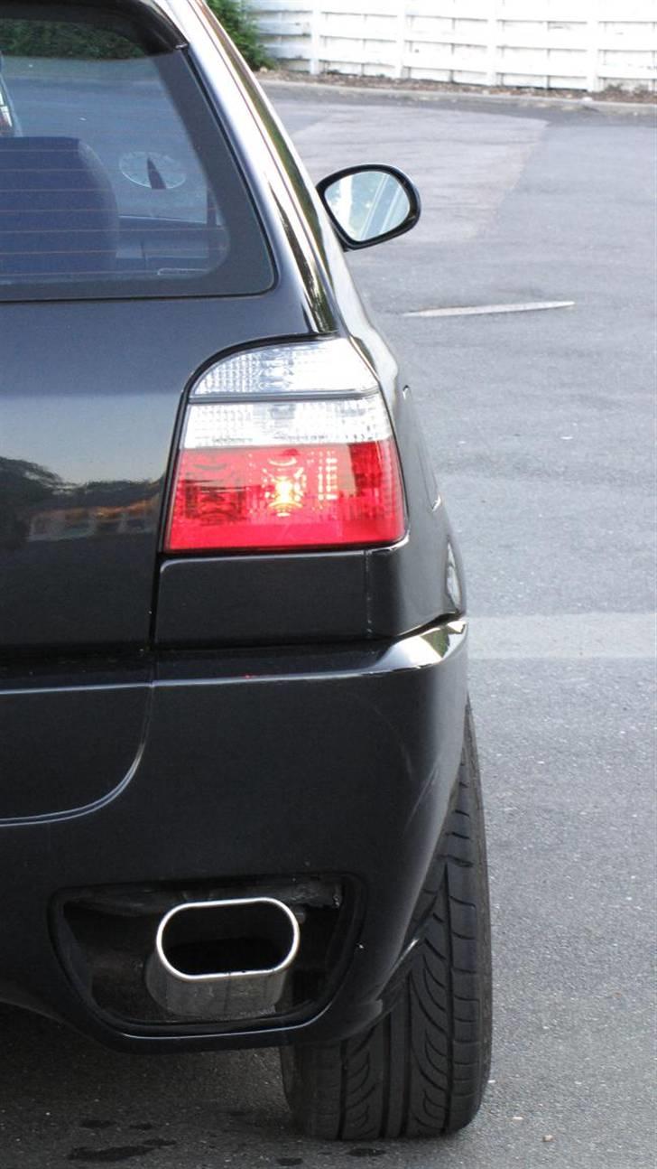 VW Golf 3 1.8 Black Edition billede 4