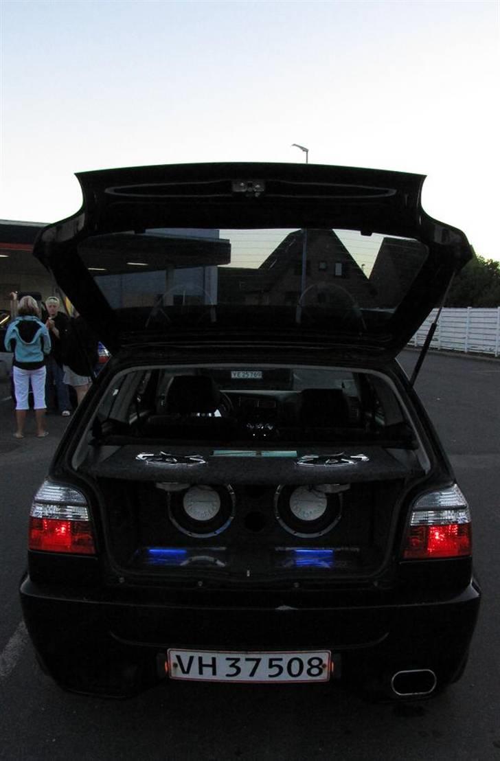 VW Golf 3 1.8 Black Edition billede 5