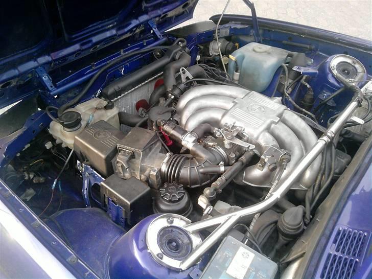 BMW E30 2,7 eta SOLGT billede 6